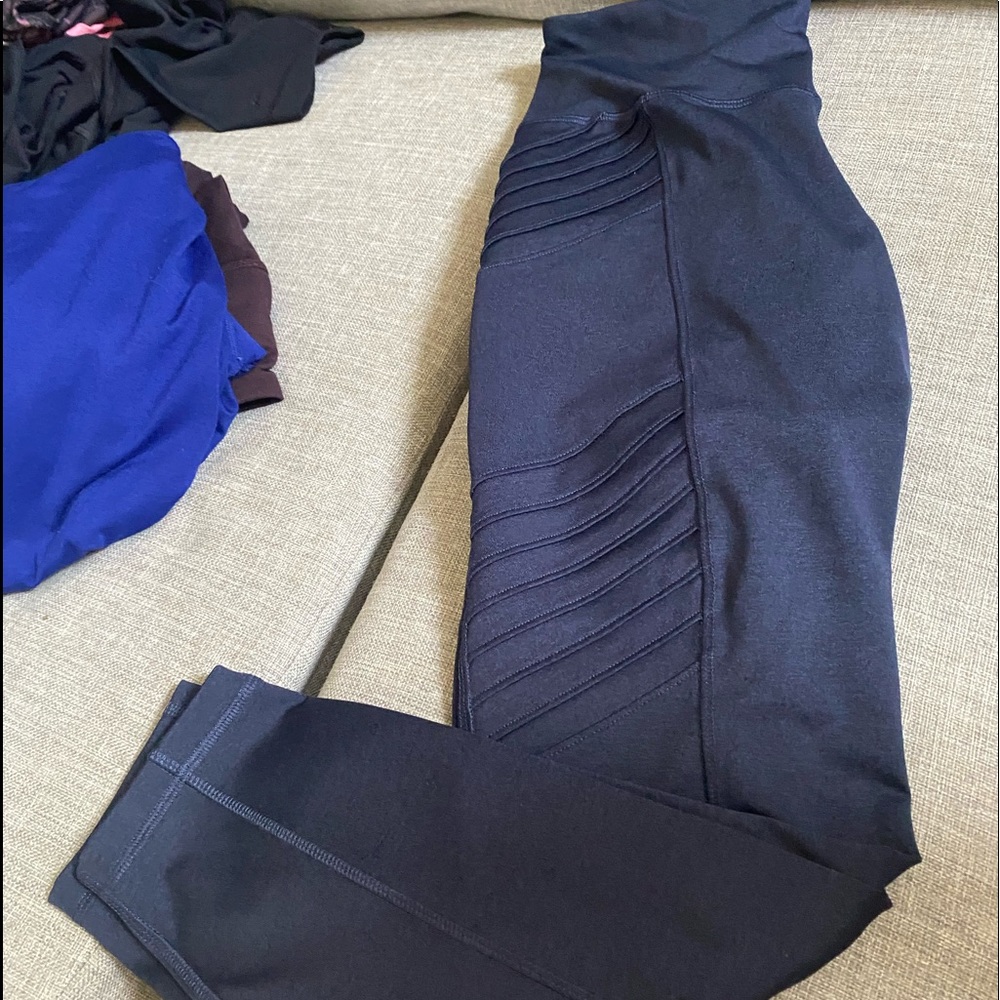 Old Navy Elevate Legging Go-Dry with pockets